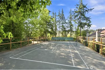 3501 108th Place NE #1, Bellevue, WA 98004 - Photo 34