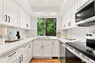3501 108th Pl NE, Bellevue, WA 98004 - Photo 12
