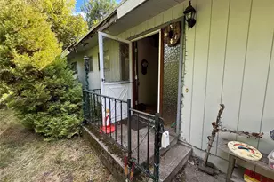 4901 NE 56th Ave, Vancouver, WA 98661 - Photo 2