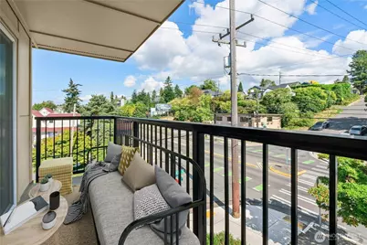 9255 Greenwood Avenue N #38, Seattle, WA 98103 - Photo 30
