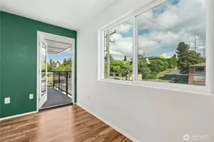 9255 Greenwood Ave N, Seattle, WA 98103 - Photo 18