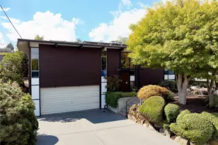 2383 NW 89th Pl, Seattle, WA 98117 - Photo 2