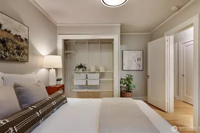 214 16th Avenue E #102, Seattle, WA 98112 - Photo 20