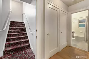214 16th Ave E, Seattle, WA 98112 - Photo 24