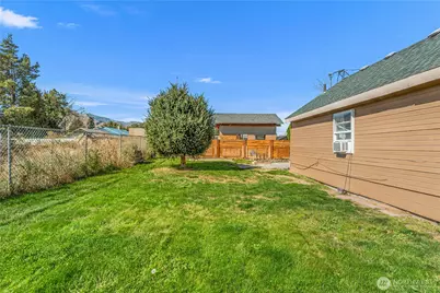 96 Fuller St., Wenatchee, WA 98801 - Photo 24