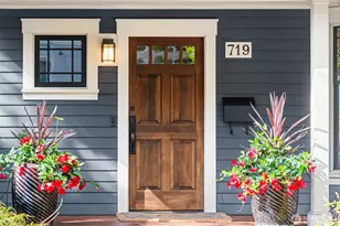 719 Belmont Pl E, Seattle, WA 98102 - Photo 2