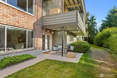 220 Alder Street #1, Edmonds, WA 98020 - Photo 2