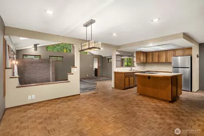 21805 SE 4th Street, Sammamish, WA 98074 - Photo 6