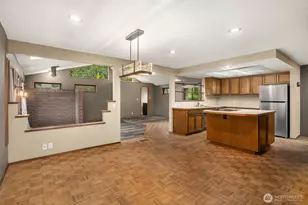 21805 SE 4th St, Sammamish, WA 98074 - Photo 6
