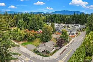 21805 SE 4th St, Sammamish, WA 98074 - Photo 28