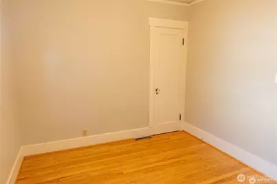6910 37th Avenue SW, Seattle, WA 98126 - Photo 20