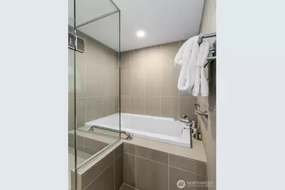 1301 Spring Street #5A, Seattle, WA 98104 - Photo 12