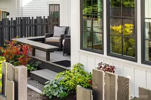 2218 NE 125th St, Seattle, WA 98125 - Photo 18