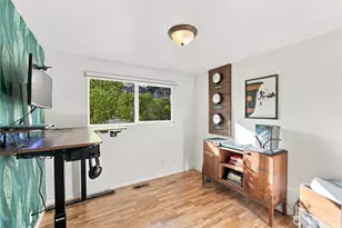 22221 92nd Ave W, Edmonds, WA 98020 - Photo 16