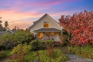 657 Walnut St, Edmonds, WA 98020 - Photo 1