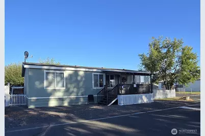 900 N Grape Drive #35, Moses Lake, WA 98837 - Photo 1