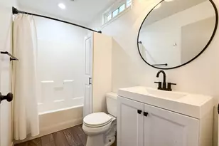 5521 Brooklyn Ave NE, Seattle, WA 98105 - Photo 10