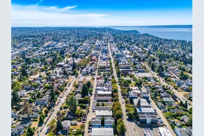 4018 California Avenue SW, Seattle, WA 98166 - Photo 8