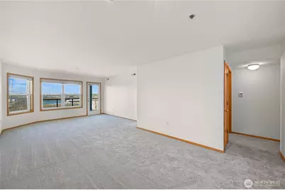 705 N State Street #301, Bellingham, WA 98225 - Photo 8