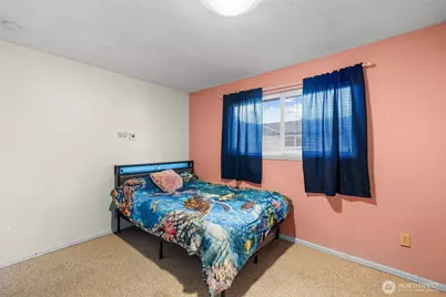 205 Montana Street N, Rainier, WA 98576 - Photo 14