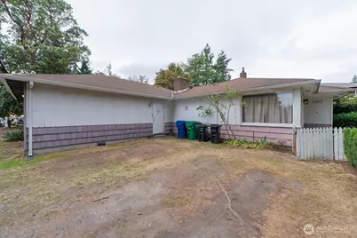 13111 Ashworth Avenue N, Seattle, WA 98133 - Photo 28