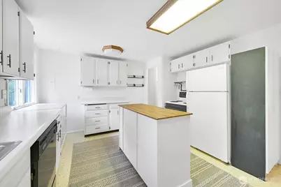 13111 Ashworth Avenue N, Seattle, WA 98133 - Photo 12
