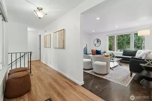 1115 Wildwood Blvd SW, Issaquah, WA 98027 - Photo 2