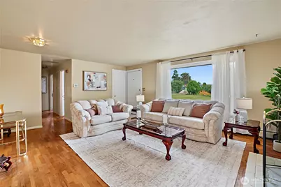 10810 59th Avenue SW, Lakewood, WA 98499 - Photo 4