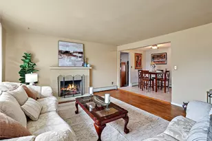 10810 59th Ave SW, Lakewood, WA 98499 - Photo 2