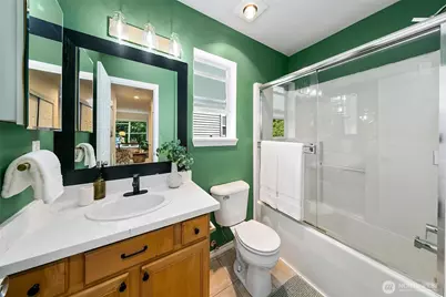 1313 N 95th Street, Seattle, WA 98103 - Photo 12