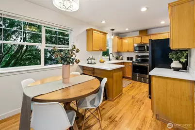 1313 N 95th Street, Seattle, WA 98103 - Photo 6
