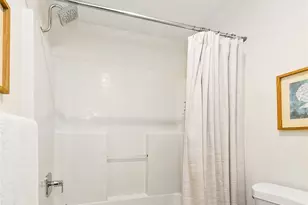 1313 N 95th St, Seattle, WA 98103 - Photo 10
