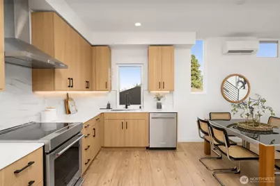 4408 A 50th Avenue S, Seattle, WA 98118 - Photo 4