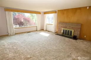 16333 Densmore Ave N, Shoreline, WA 98133 - Photo 4