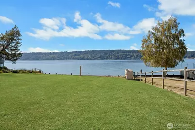 25815 Stuckey Avenue SW, Vashon, WA 98070 - Photo 1