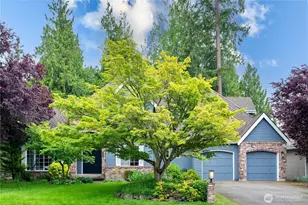 2110 216th Pl NE, Sammamish, WA 98074 - Photo 2