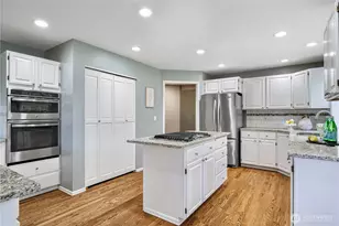 2110 216th Pl NE, Sammamish, WA 98074 - Photo 10