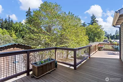 15520 Burke Avenue N, Shoreline, WA 98133 - Photo 14