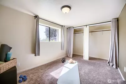909 SW Langston Road, Renton, WA 98057 - Photo 18