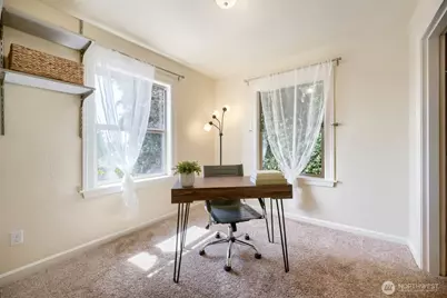909 SW Langston Road, Renton, WA 98057 - Photo 12