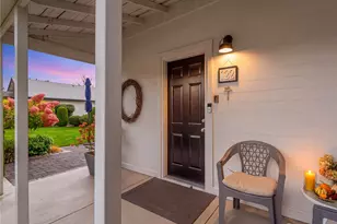 122 E Allen Ave, Chelan, WA 98816 - Photo 2