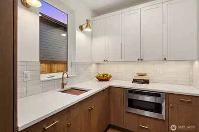 13662 NE 101st Street, Kirkland, WA 98033 - Photo 6