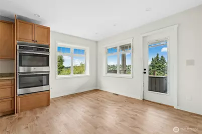 3438 10th Avenue W, Seattle, WA 98119 - Photo 8