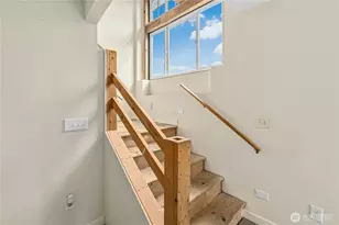 3438 10th Ave W, Seattle, WA 98119 - Photo 4