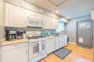 1409 1st St, Port Townsend, WA 98368 - Photo 26