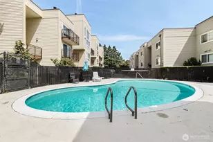 5824 NE 75th St, Seattle, WA 98115 - Photo 22