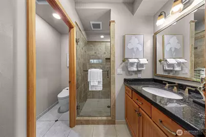 21608 NE 24th Street, Sammamish, WA 98074 - Photo 22