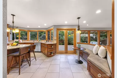 21608 NE 24th Street, Sammamish, WA 98074 - Photo 12