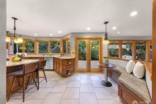 21608 NE 24th St, Sammamish, WA 98074 - Photo 12