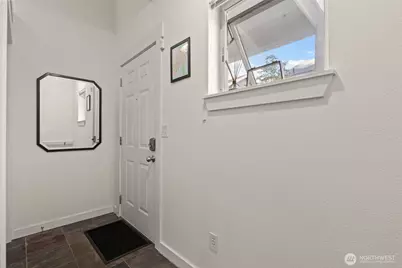 9700 Ravenna Avenue NE #11, Seattle, WA 98115 - Photo 16